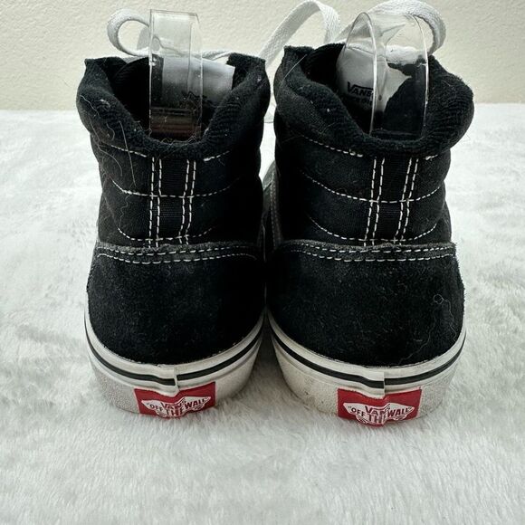 Vans Youth Size 7 Sk8 High Top Sneaker Classic Black and White - Picture 5 of 12